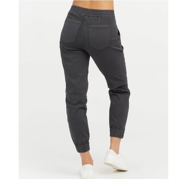 Spanx Stretch Twill Cargo Jogger Washed Black MEDIUM 20319R 1379 - Picture 4 of 10